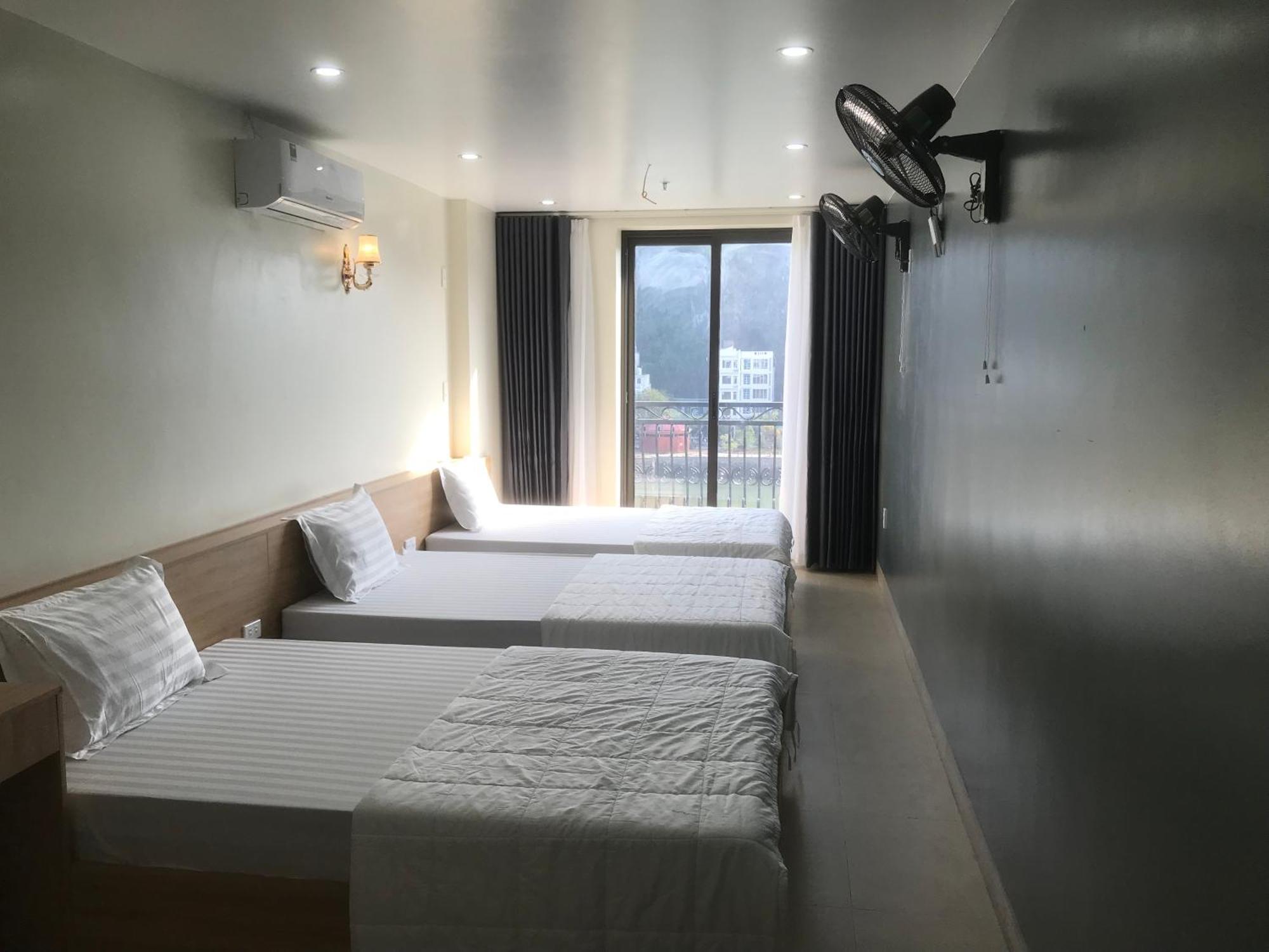Sea Balcony Hotel Dong Khe Sau エクステリア 写真
