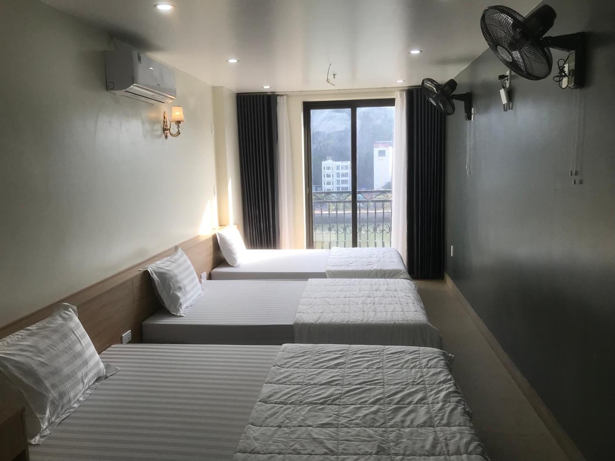 Sea Balcony Hotel Dong Khe Sau エクステリア 写真