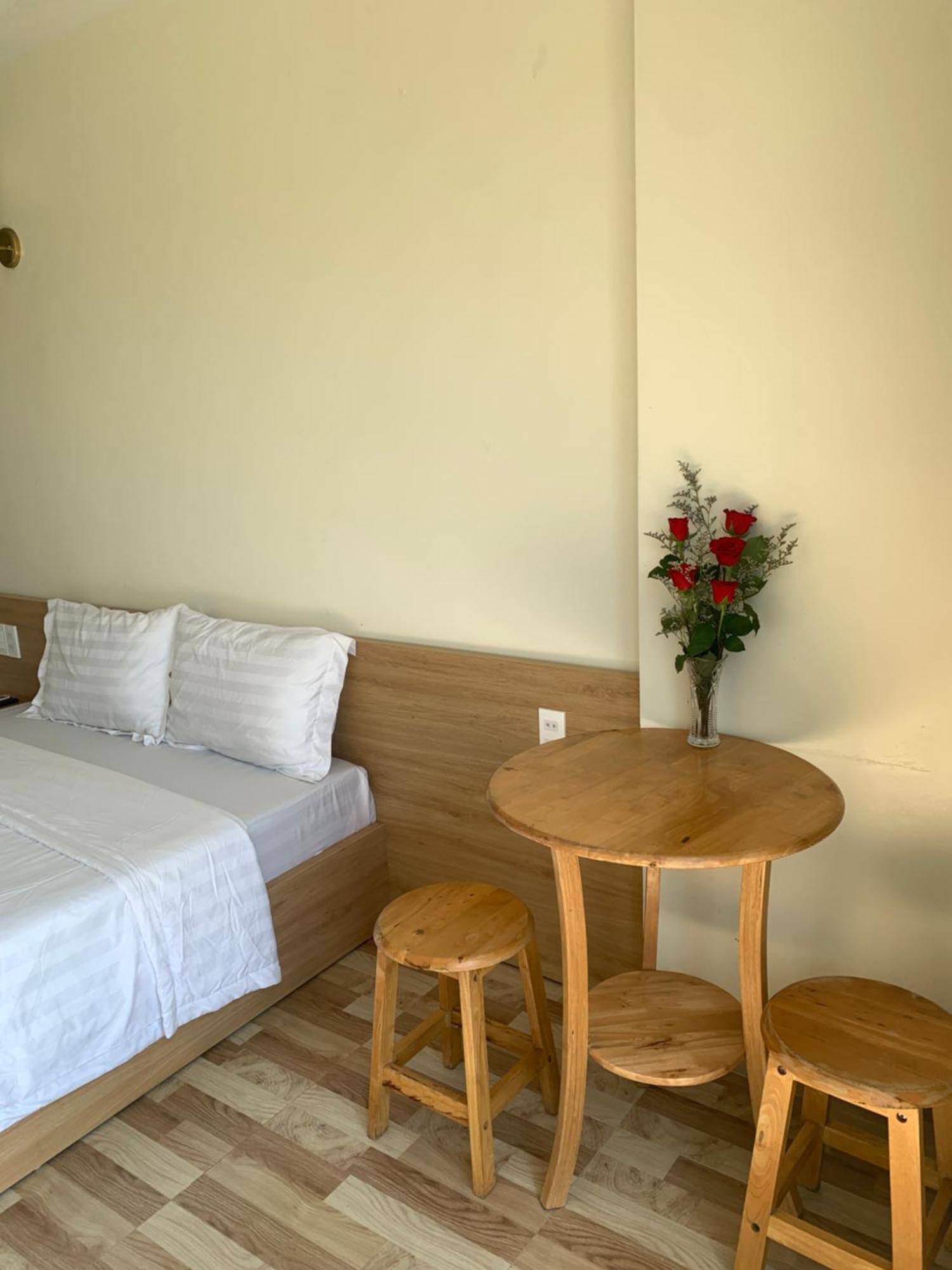 Sea Balcony Hotel Dong Khe Sau エクステリア 写真